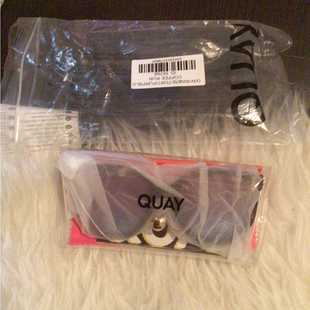❌❌❌SOLD host Pick! 🙌🩷🙌Rare Quay Coffee Run sunglasses - Picture 3 of 6
